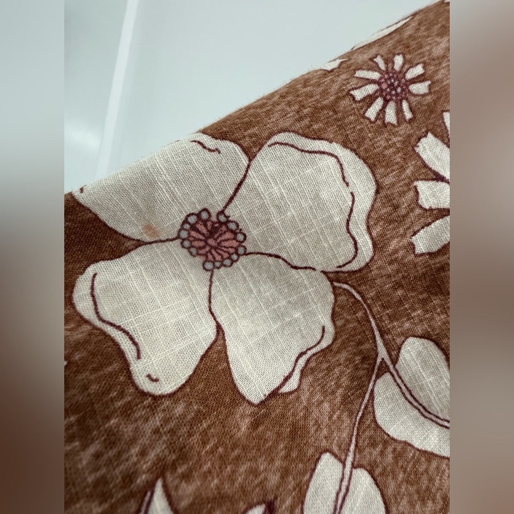 Free People brown puff sleeve blouse w/ cream floral pattern - Picture 3 of 12